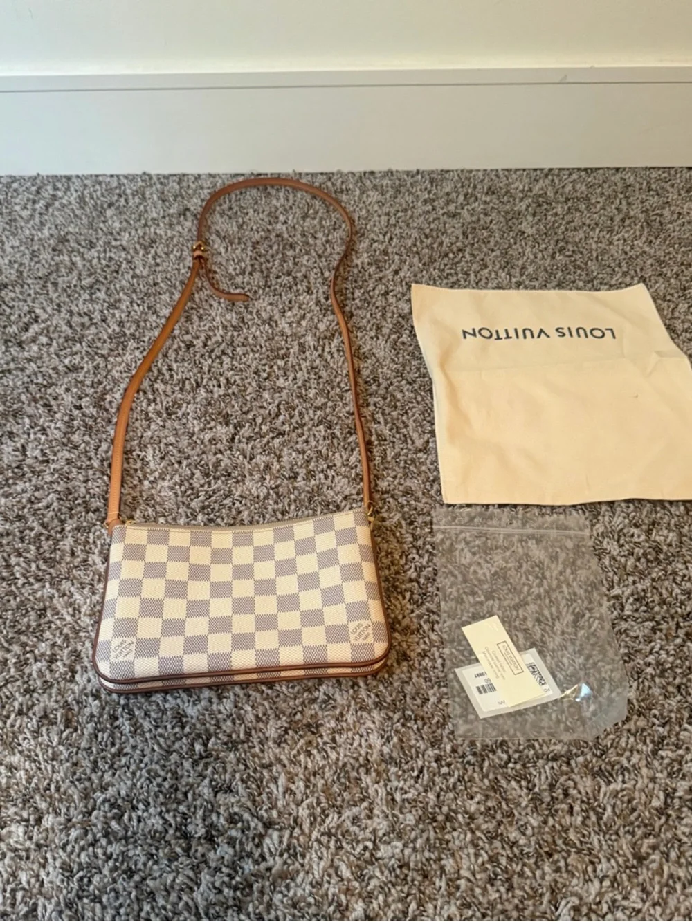 Louis Vuitton White Damier Azur Crossbody with Brown Leather Strap - Picture 2 of 16